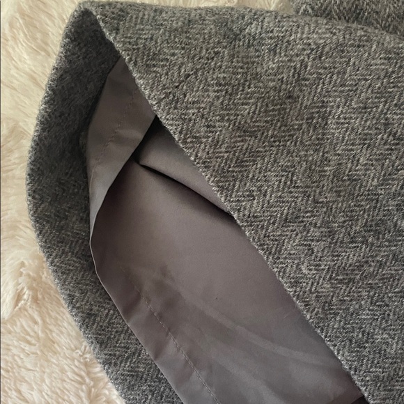 Talbots Classic Gray Like New Wool Skirt Double Lined Size 6P Work/Staple - Picture 5 of 6